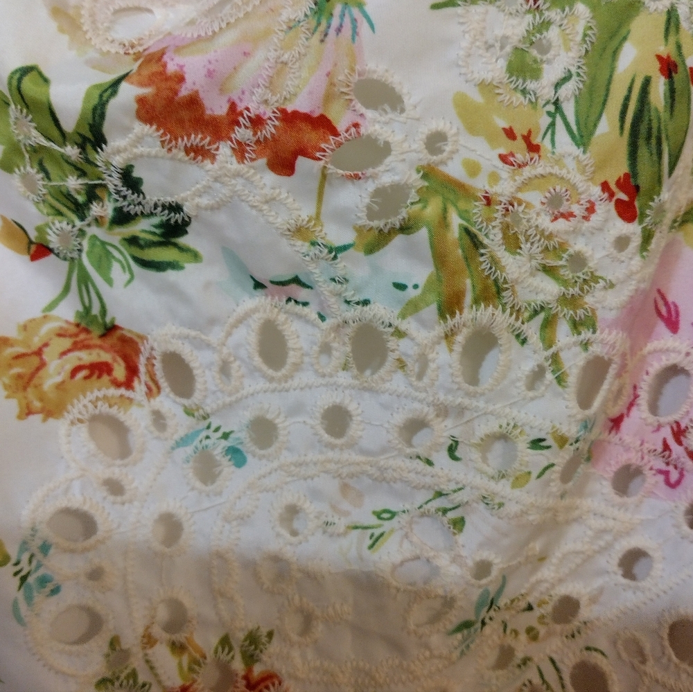 Oddy Multicolor Floral Eyelet Blouse, 2X - Picture 4 of 4
